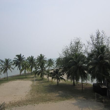 Paradise Lagoon Apartment Port Dickson Exterior foto