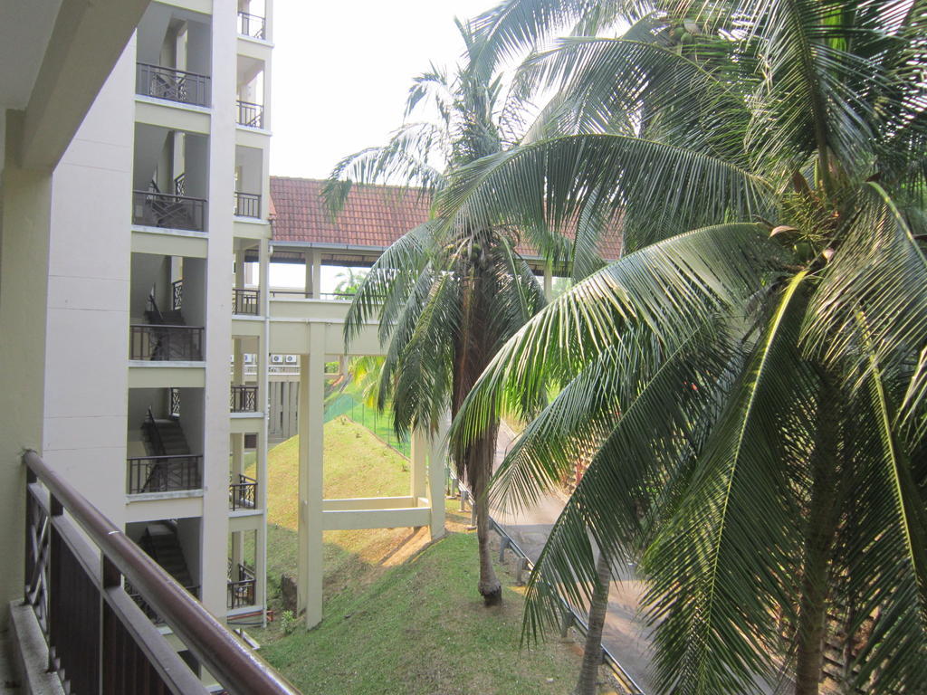 Paradise Lagoon Apartment Port Dickson Exterior foto